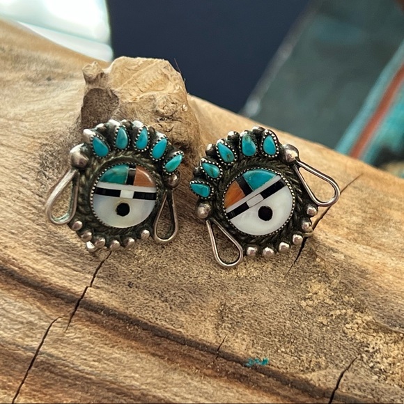 Vintage Native American Sterling Silver Zuni Sunface Earrings - Picture 7 of 8